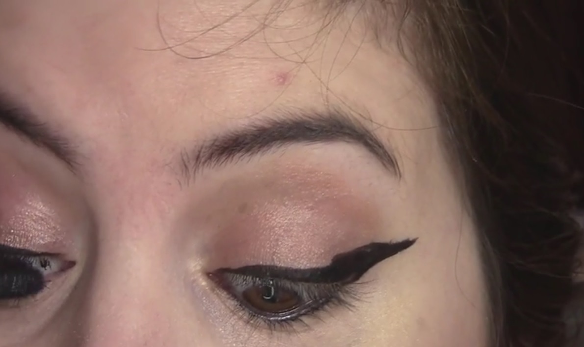 Como Escolher o Pincel Certo para um Delineado Impecável