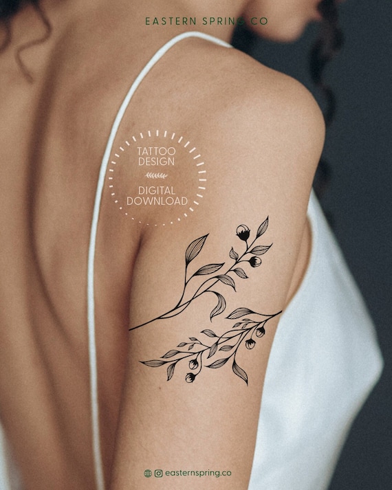 tatuagem de leão com coroa