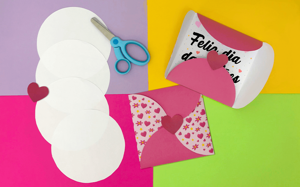 desenho à mão vs desenho digital para o dia das mães