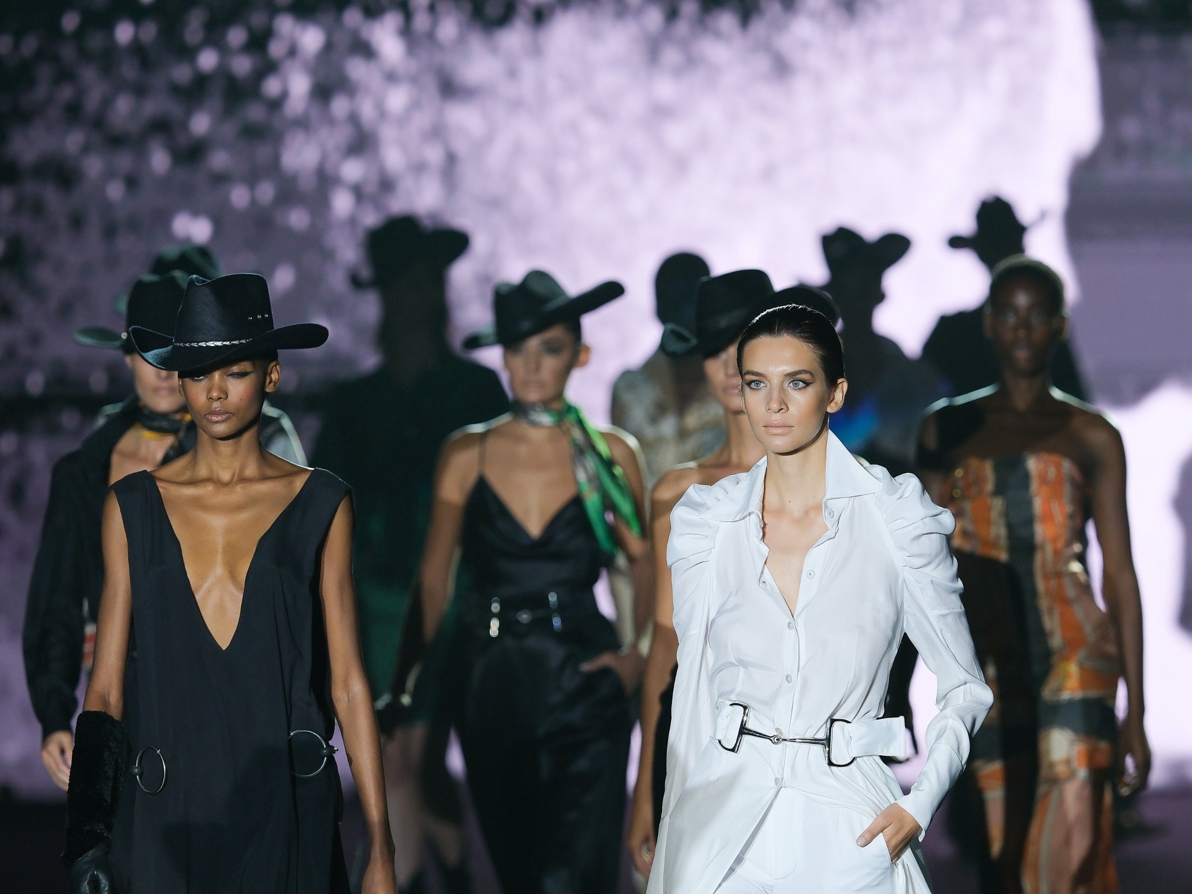 Guia Completo das Big Four: Onde a Moda Acontece