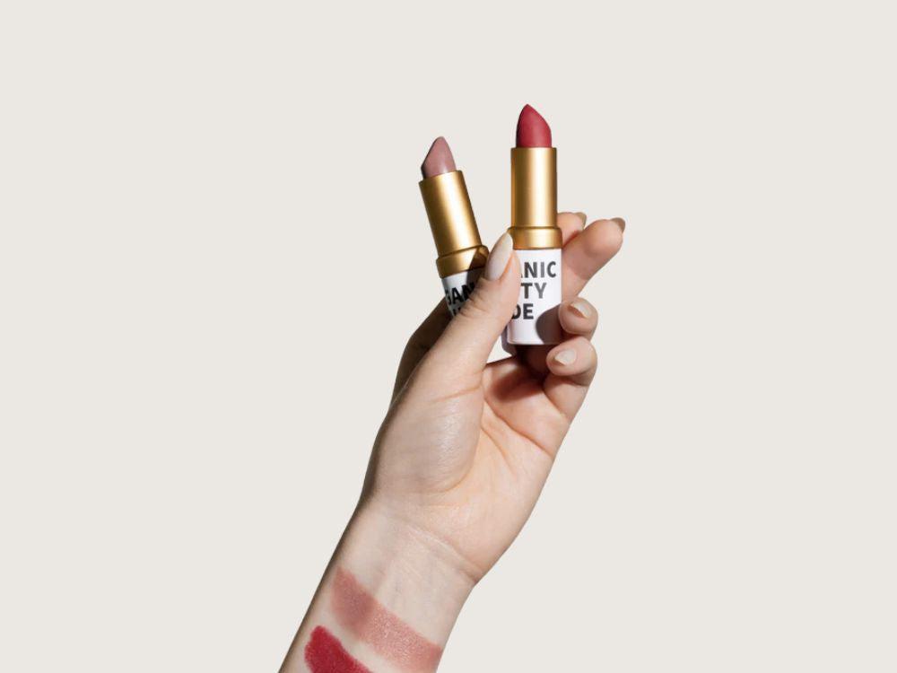 Batom vermelho: Um símbolo de poder através dos séculos