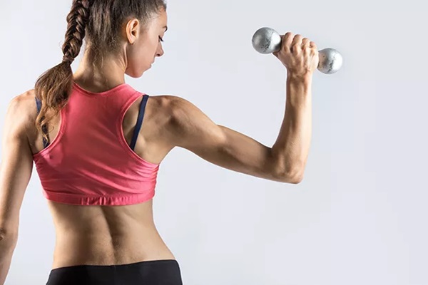 melhor divisão de treino para glúteos femininos