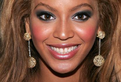 Guia completo: Como escolher o hidratante ideal para cada tipo de pele antes da maquiagem