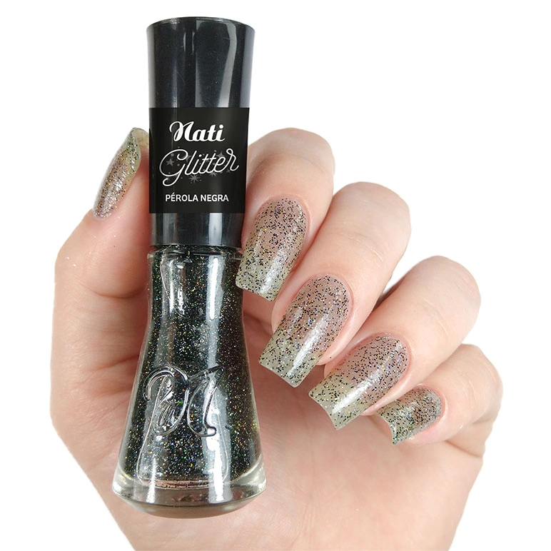 Dicas Essenciais para Aumentar a Durabilidade do seu Esmalte Preto com Glitter