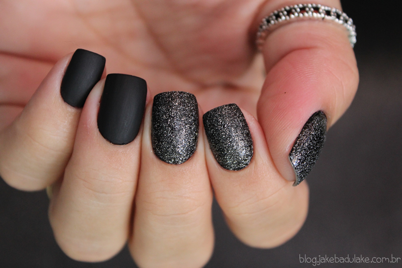 esmalte preto fosco