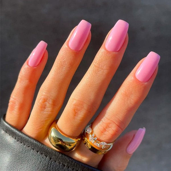 Guia Completo: Como Escolher o Esmalte Perfeito para Praia e Piscina