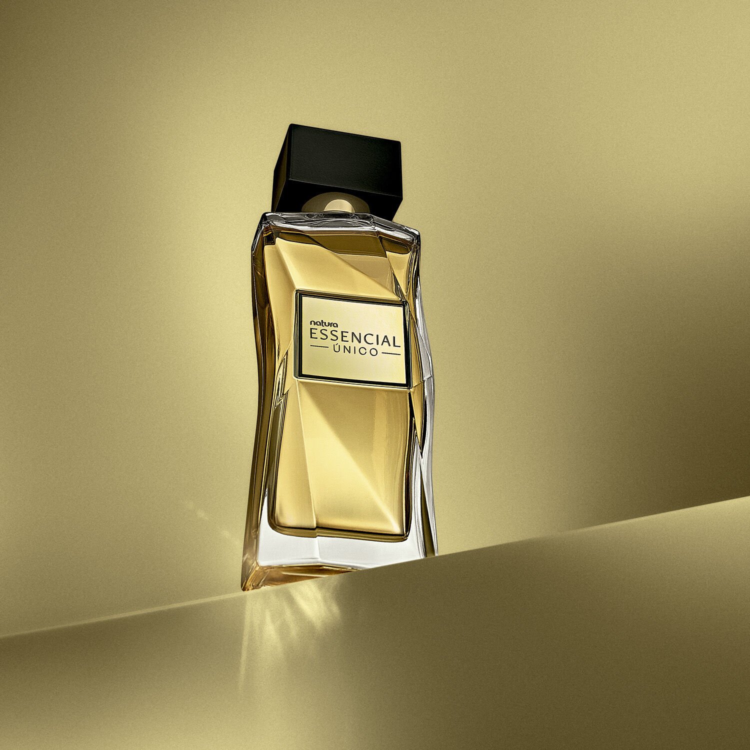 quanto custa o perfume essencial unico feminino