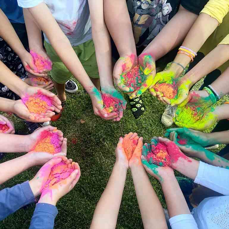 Dinâmica Festa das Cores