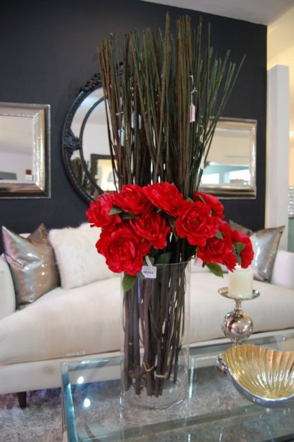 flores artificiais de seda vs. plástico qual a melhor opção