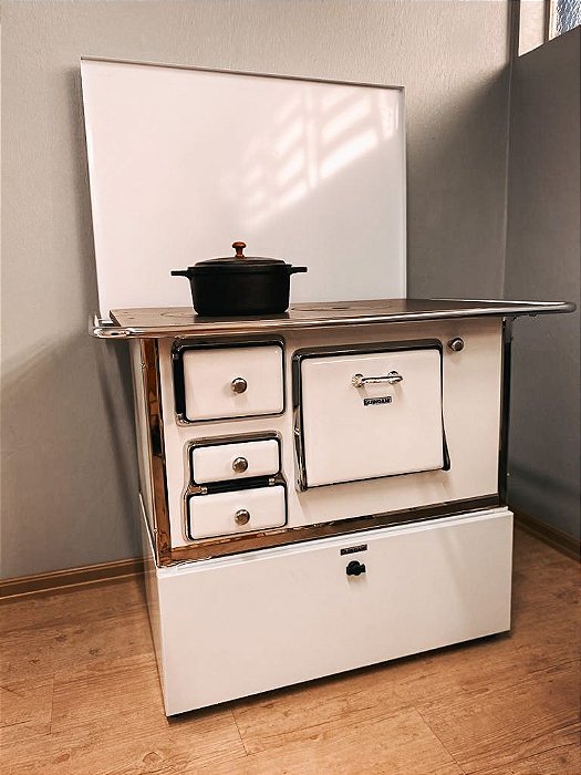 fogão a lenha rústico