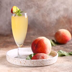 1. Pêssego Paraguaio: Tudo sobre essa fruta achatada e doce. 2. Benefícios do Pêssego: Por que você deve comer essa fruta com casca. 3. Guia Completo dos Tipos de Pêssego: Do Amarelo ao Branco. 4. O Pessegueiro: Origem