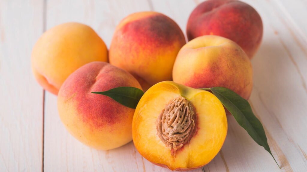 Cultivo e Curiosidades. 5. Pêssego na Dieta: Rico em Vitaminas e Fibras.