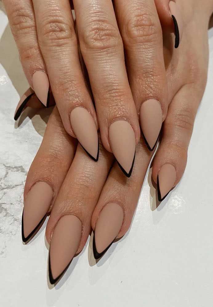 Tendências de Cores para Francesinha Stiletto em 2024