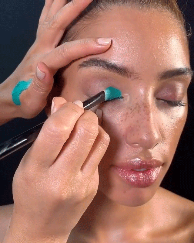 gif maquiagem efeito glow up