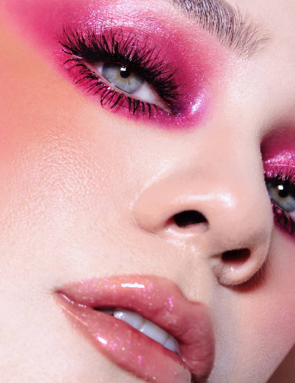 Os Melhores Glosses com Glitter Nacionais para Brilhar sem Gastar Muito