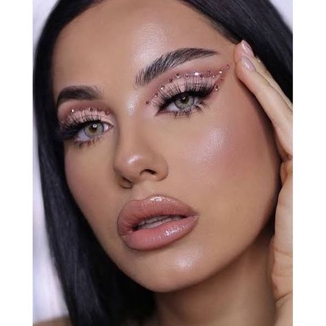 Os Melhores Glosses com Glitter Nacionais para Brilhar sem Gastar Muito