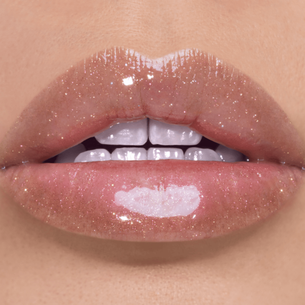 Gloss com Glitter Holográfico vs. 3D: Qual Escolher para Lábios Volumosos?