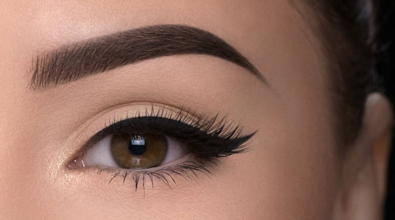 Guia Completo: Como Aplicar Henna na Sobrancelha em Casa