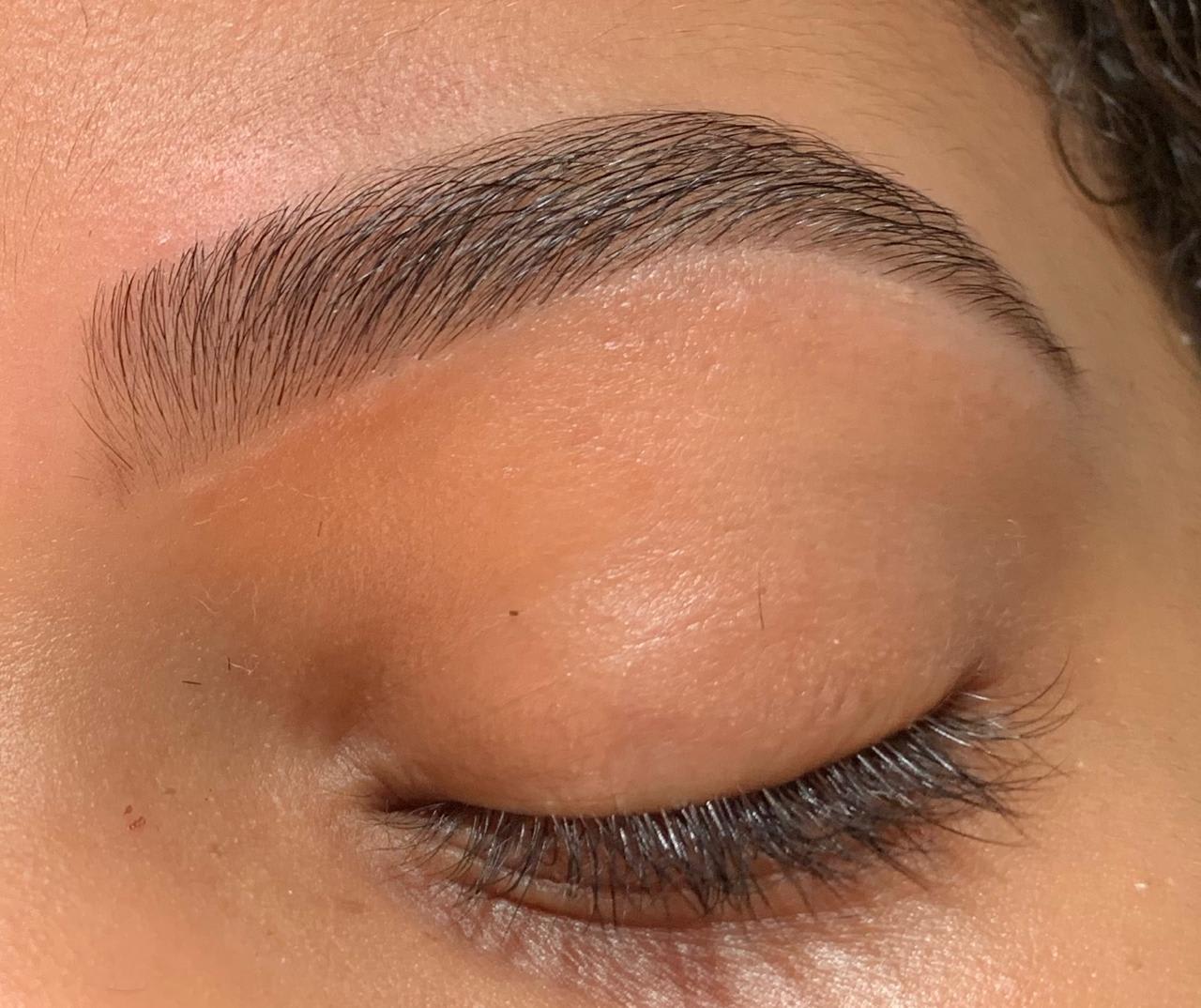 Guia Completo: Como Aplicar Henna na Sobrancelha em Casa