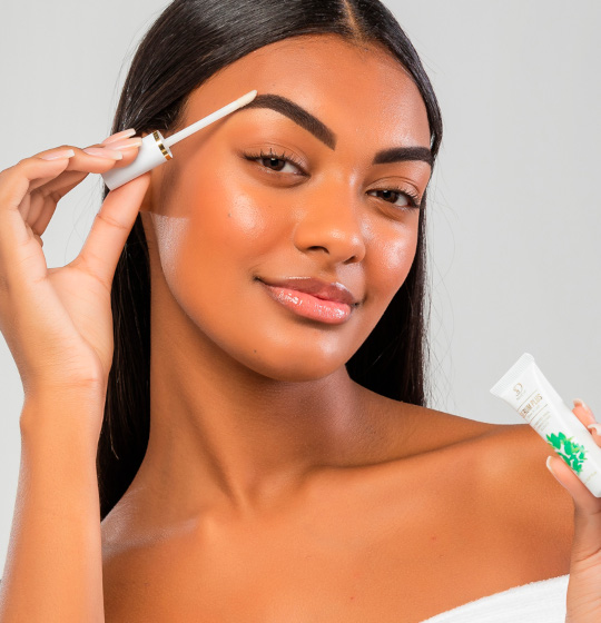 Desvendando as Cores da Henna: Encontre o Tom Perfeito para Sua Sobrancelha