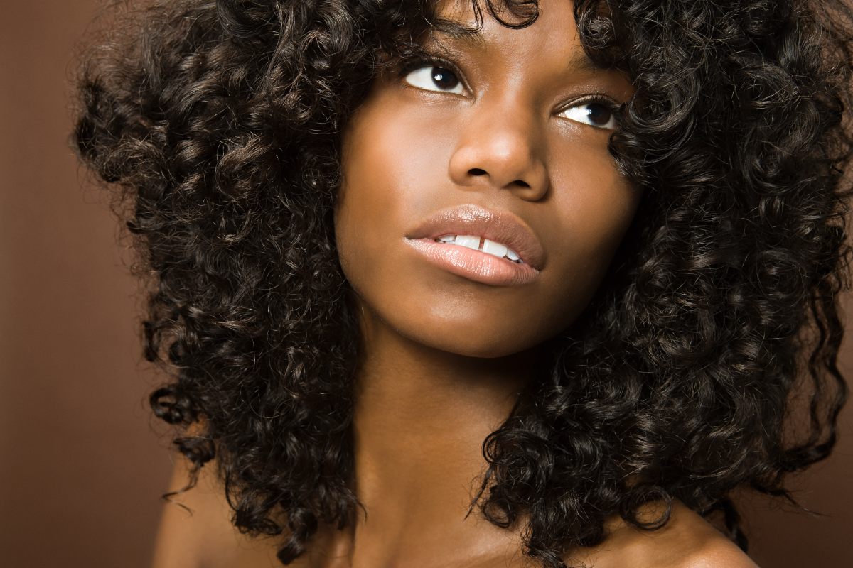 passo a passo hidratação cabelo cacheado