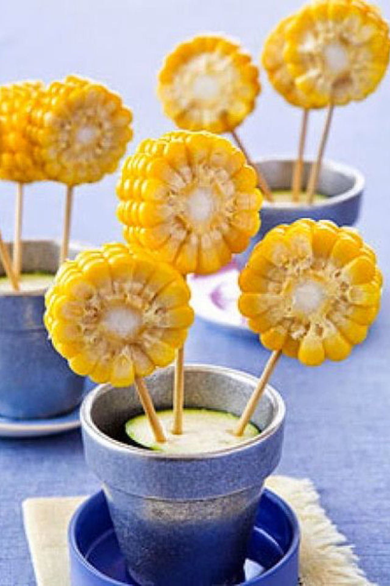 ideias centro de mesa festa junina com chapéu de palha