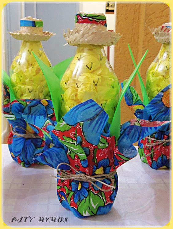 como fazer centro de mesa junino com garrafa pet