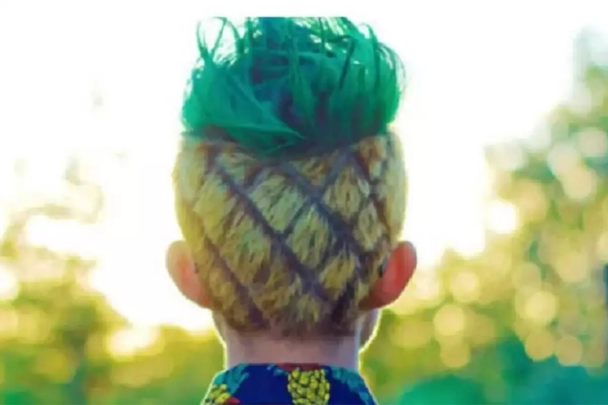 cabelo maluco escola menino