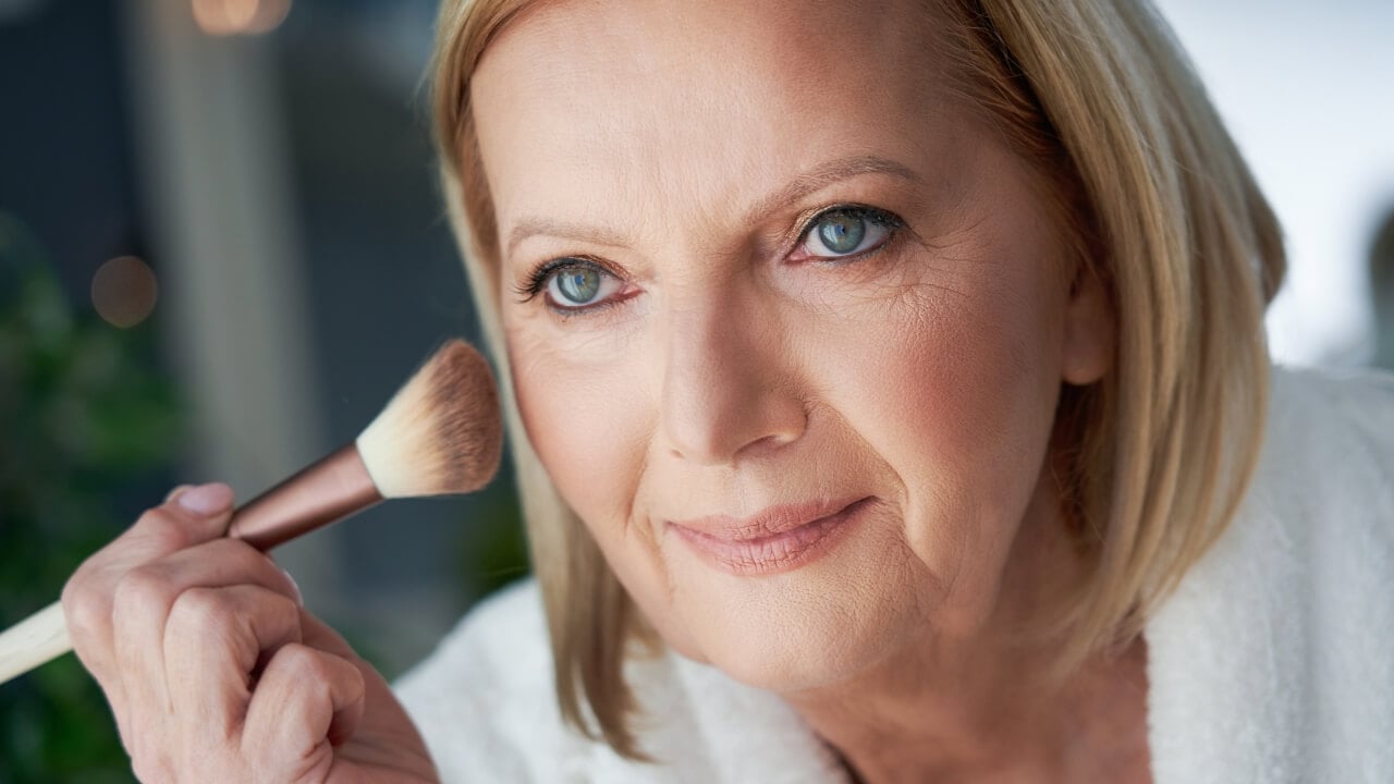 ideias de maquiagem para pele madura