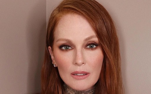 5 ideias de títulos:
1. Maquiagem para Pele Madura: O Guia Completo para um Look Radiante
2. Segredos da Maquiagem em Pele Madura: Dicas e Produtos Essenciais
3. Como Realçar a Beleza Natural na Pele Madura com Maquiagem
4. Maquiagem para Pele Madura: Técnicas para Evitar o Efeito Craquelado
5. Os Melhores Produtos e Estilos de Maquiagem para Pele Madura