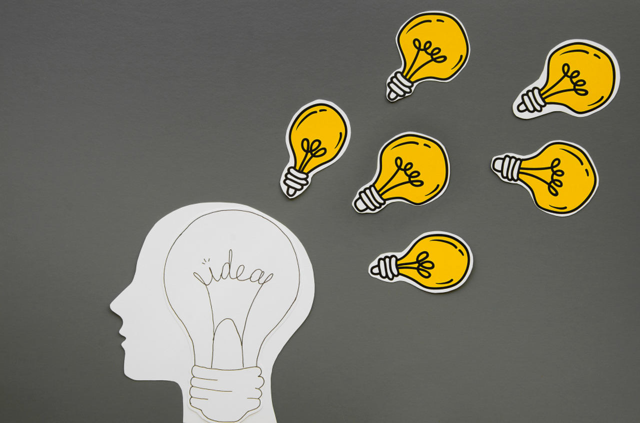 ideias de negócios digitais vs físicos