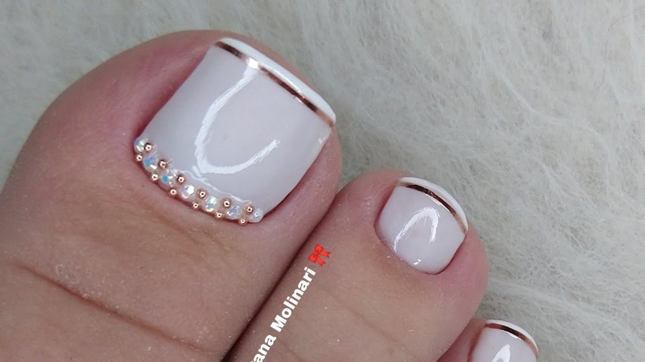 ideias unhas do pe minimalistas e delicadas