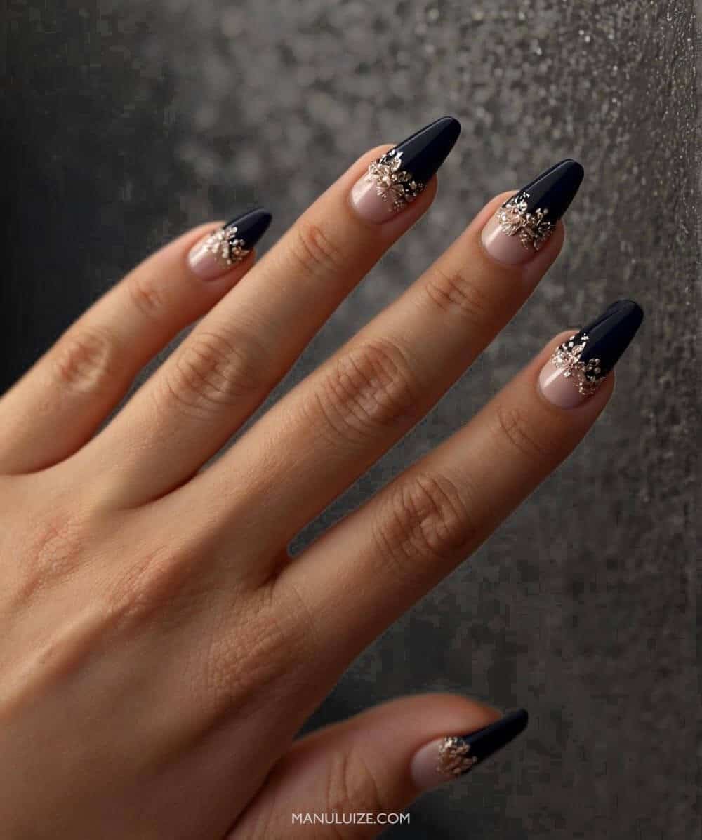 unhas pretas em gel