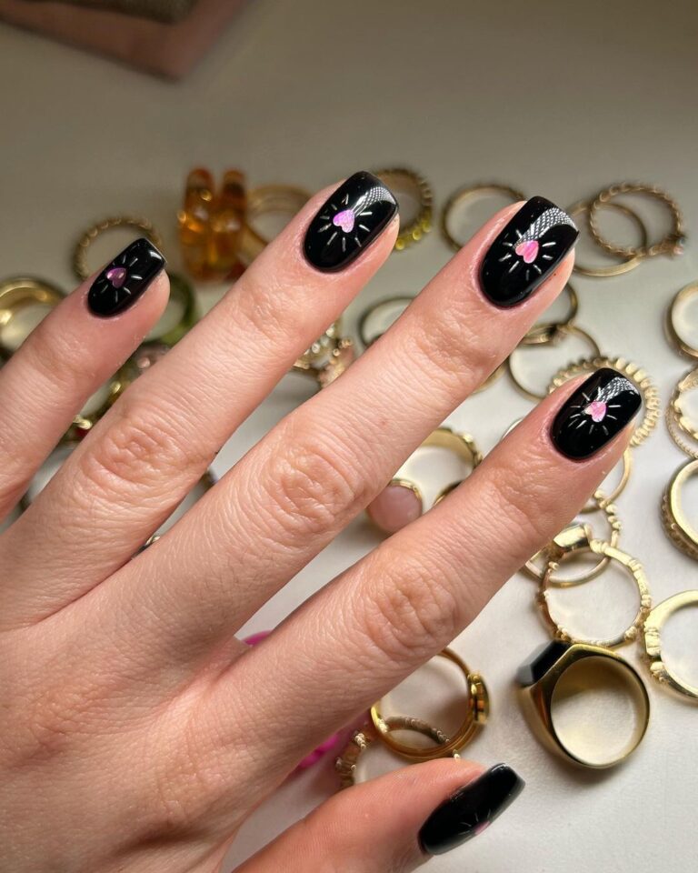 unha em gel preta longa
