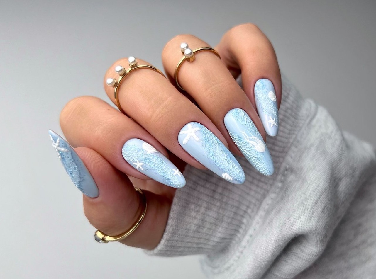 unhas francesinha colorida