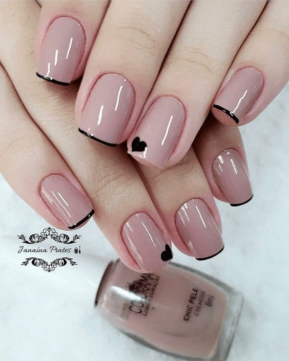 manicure simples e estilosa