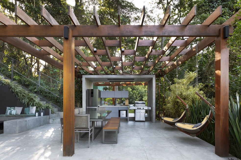 quanto custa para montar uma área de churrasco completa