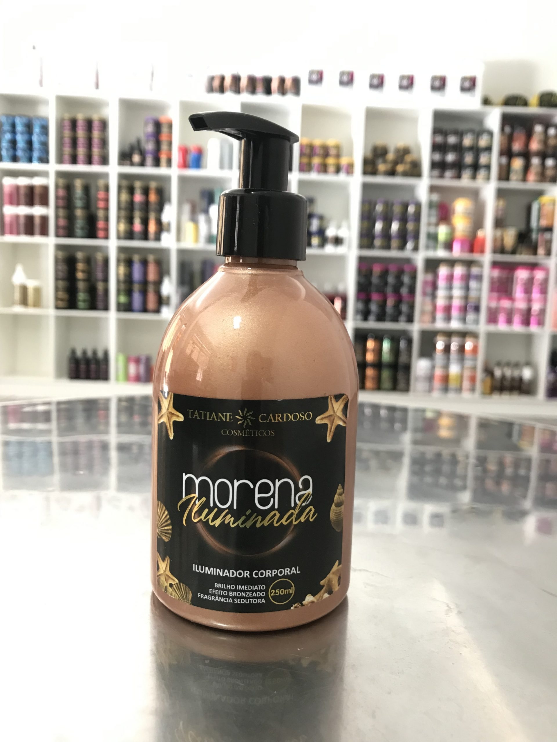 Guia Completo: Como Escolher o Iluminador Perfeito para o seu Subtom de Pele Negra