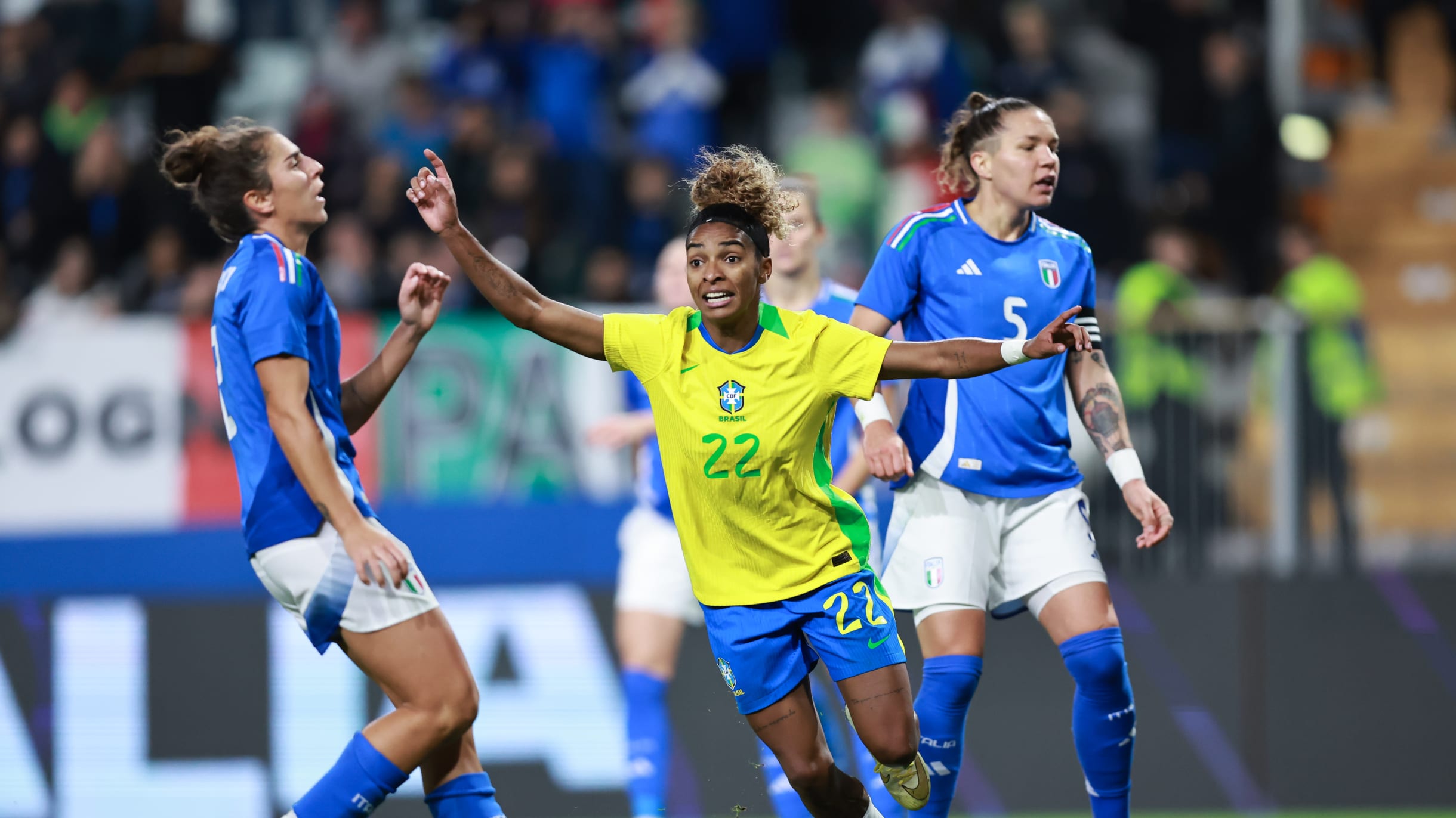 melhores momentos italia brasil feminino
