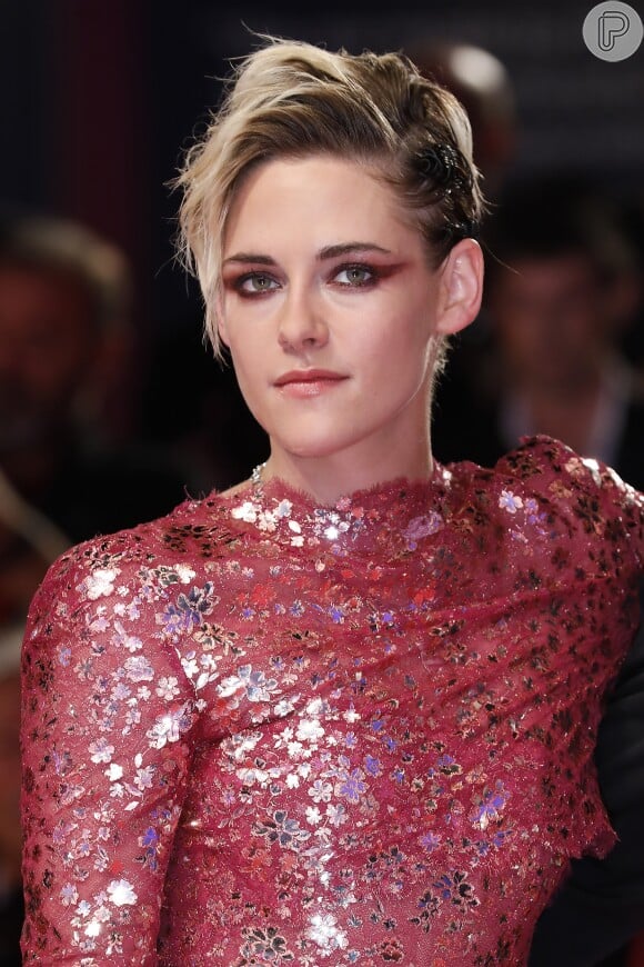 Guia Completo: Recrie o Olho Esfumado Assinatura de Kristen Stewart