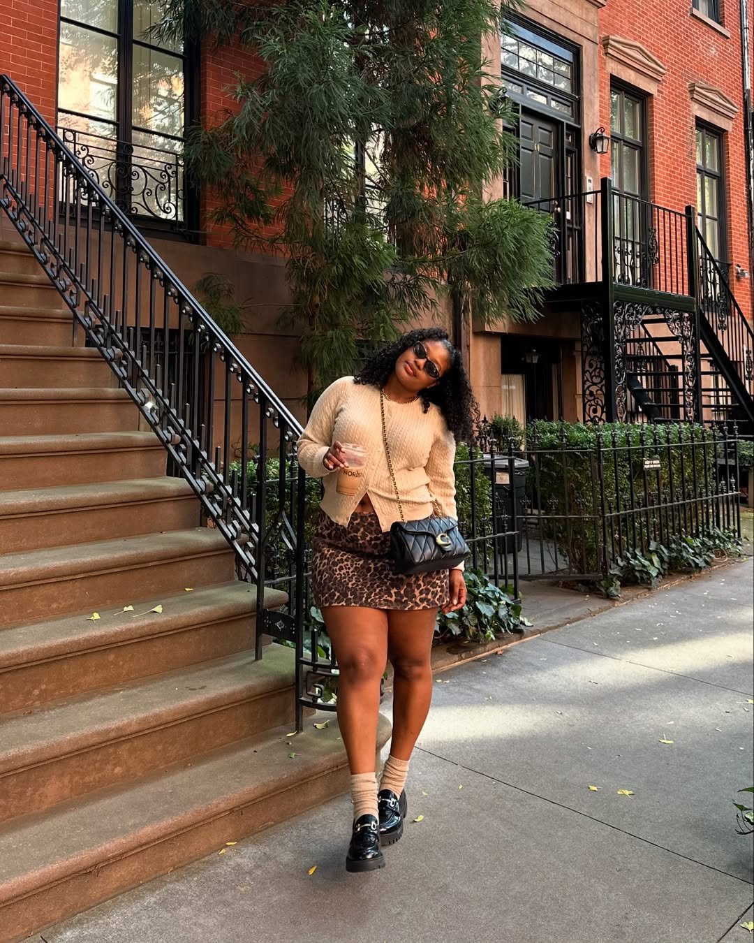 loafer feminino caramelo