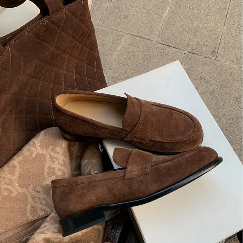 loafer feminino caramelo