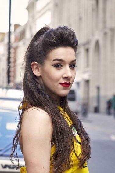 look anos 60 feminino para festa