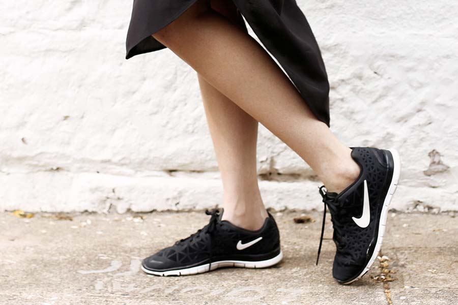 preço médio tênis preto feminino marcas