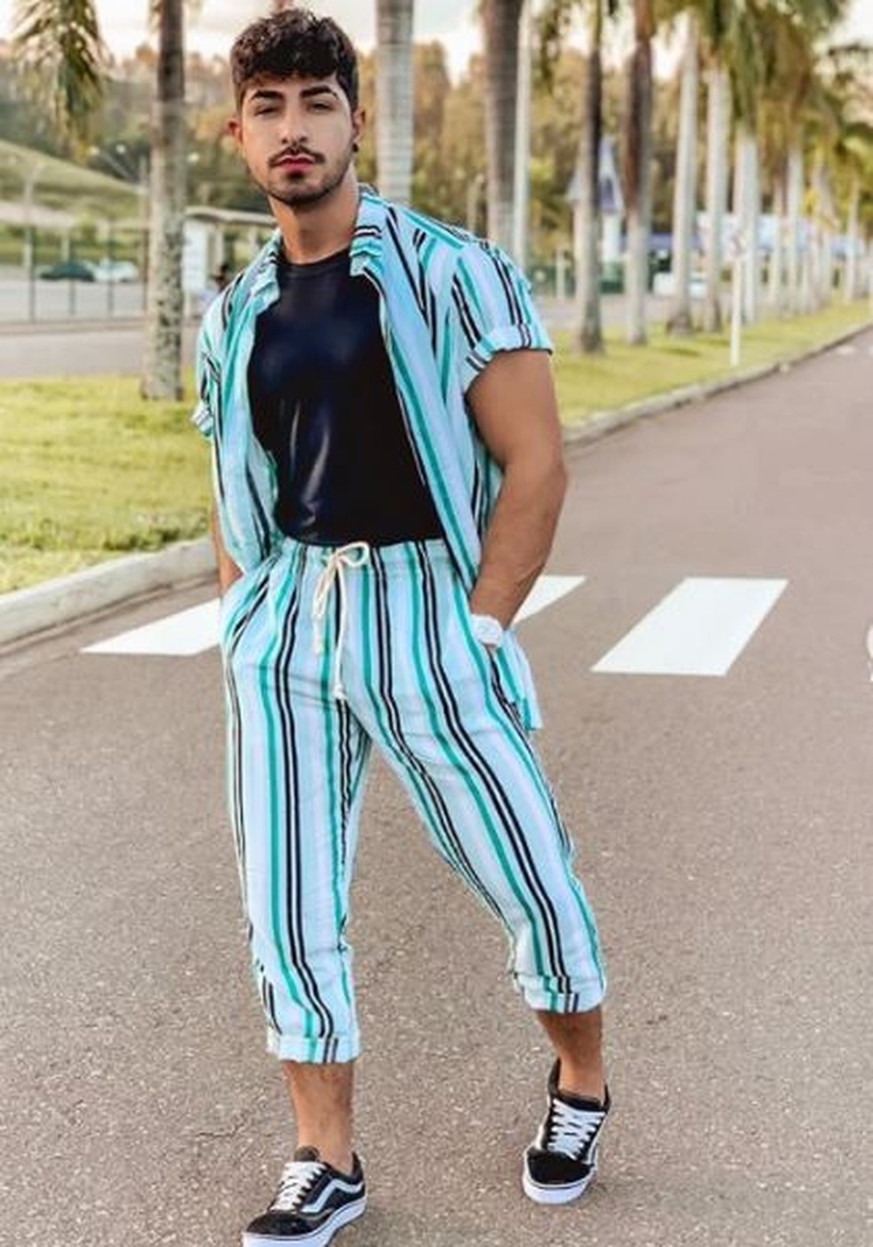 Acessórios Masculinos 2026: Tendências e Como Usar Broches e Relógios