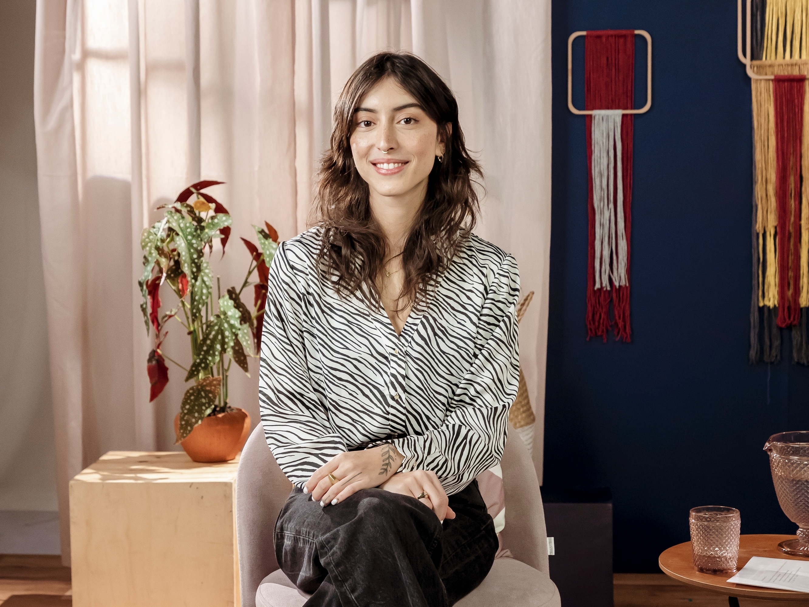 ideias de cabelo longo com franja igual maju trindade