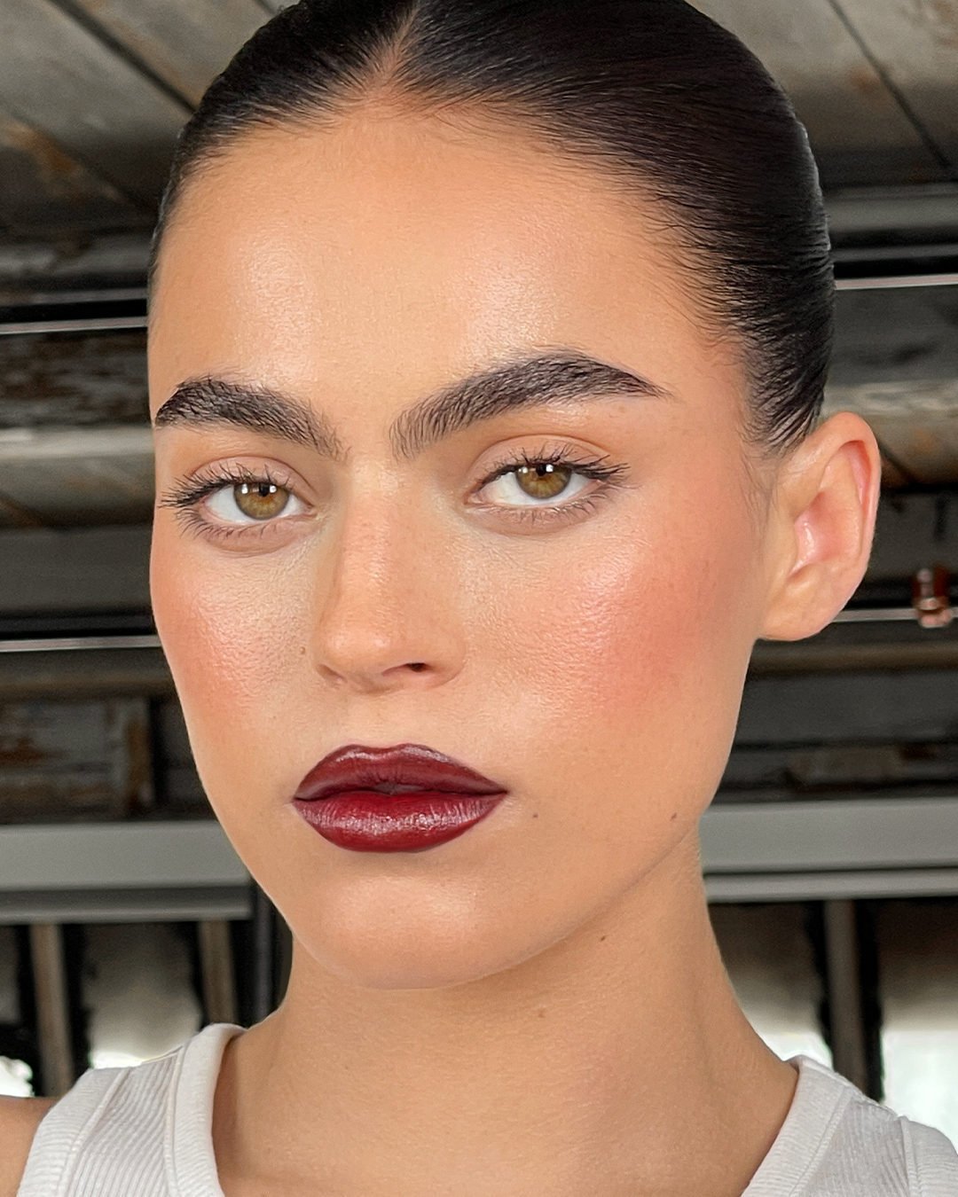 Maquiagem minimalista para o dia a dia: 10 minutos e pronta!