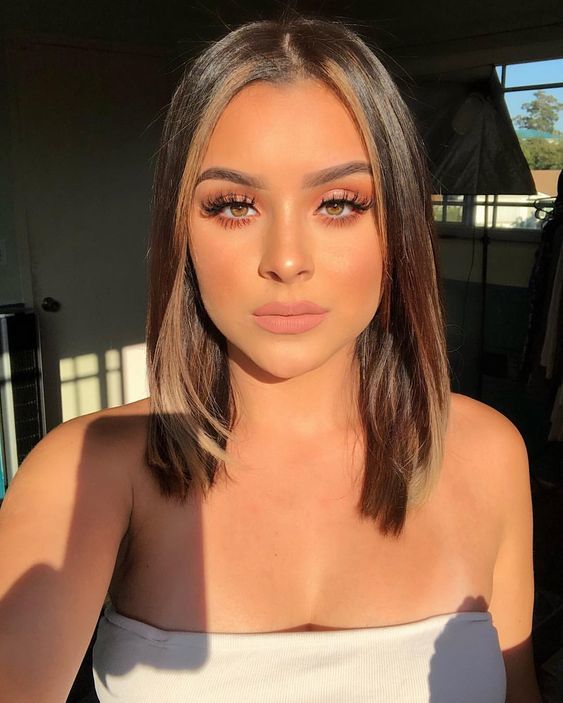 Maquiagem Duradoura: Produtos e Técnicas para Fixar a Make o Dia Todo