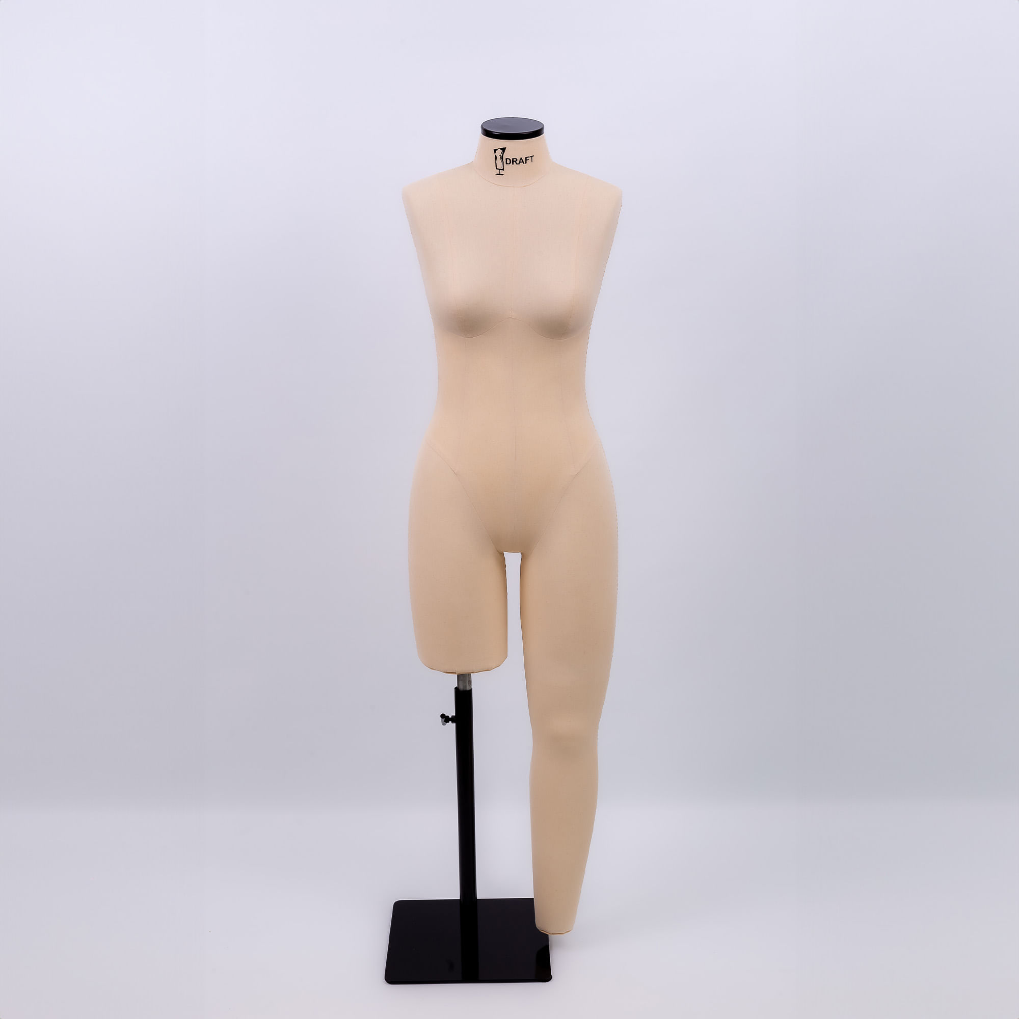 manequim feminino plastico