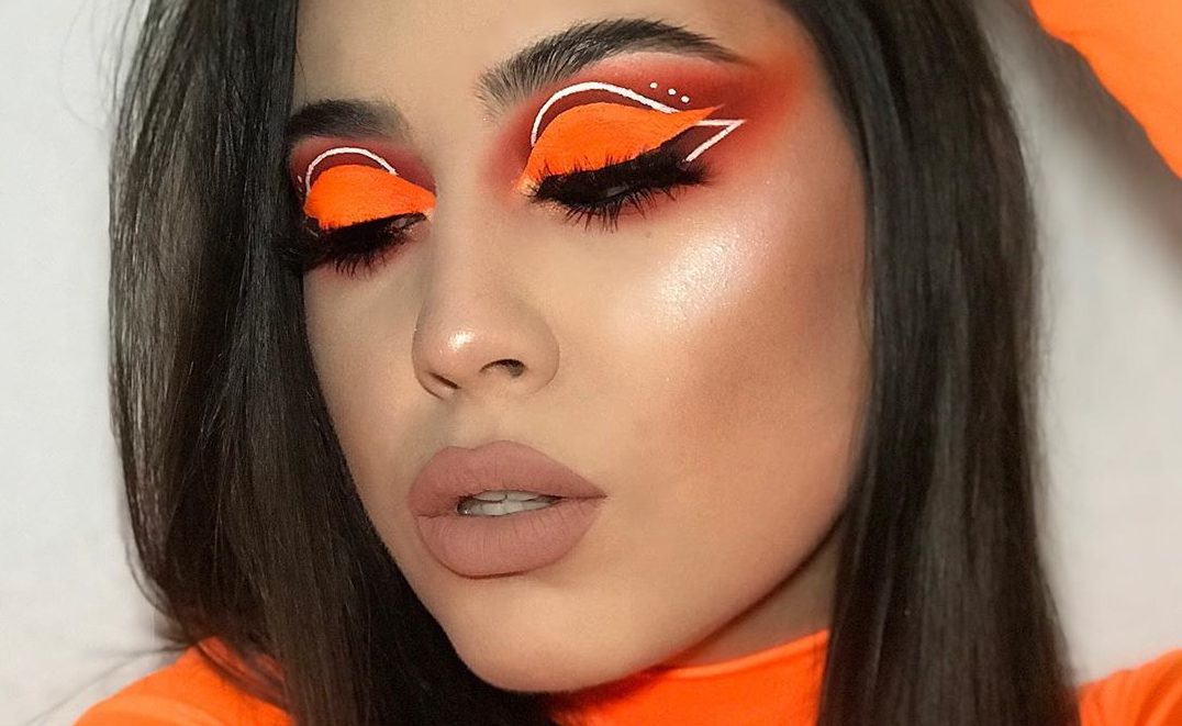 maquiagem chamativa